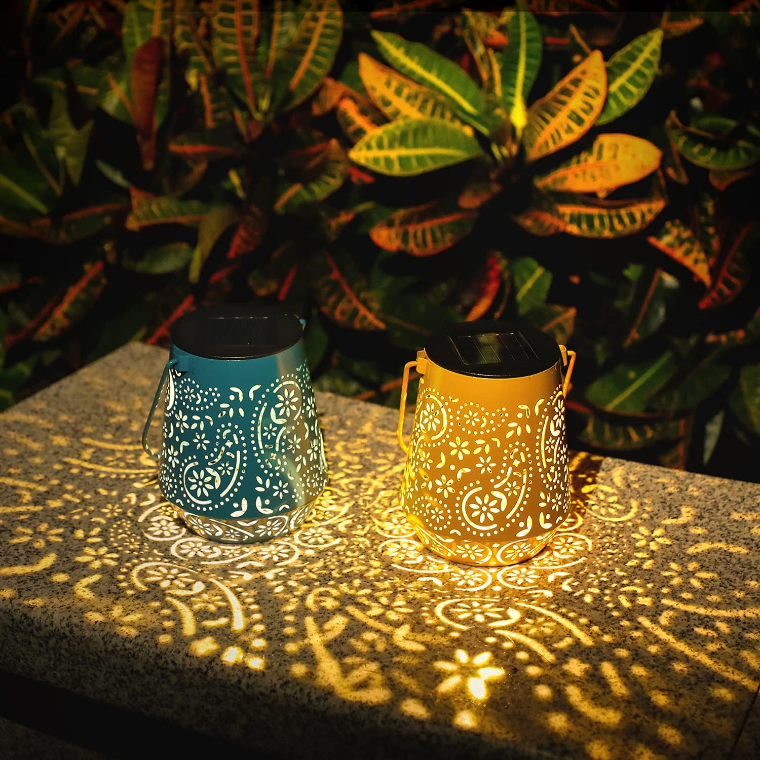6 Pack Outdoor Solar Lanterns, Waterproof Hanging Decor Lights for Garden
